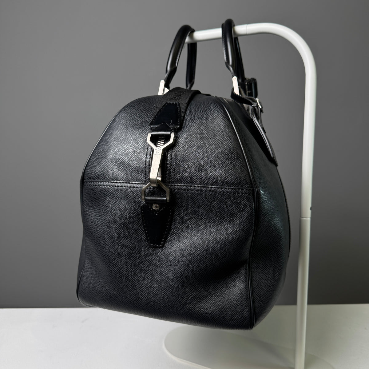 Louis Vuitton Kendall PM Reisetasche Taiga Gris Ardoise, 2000