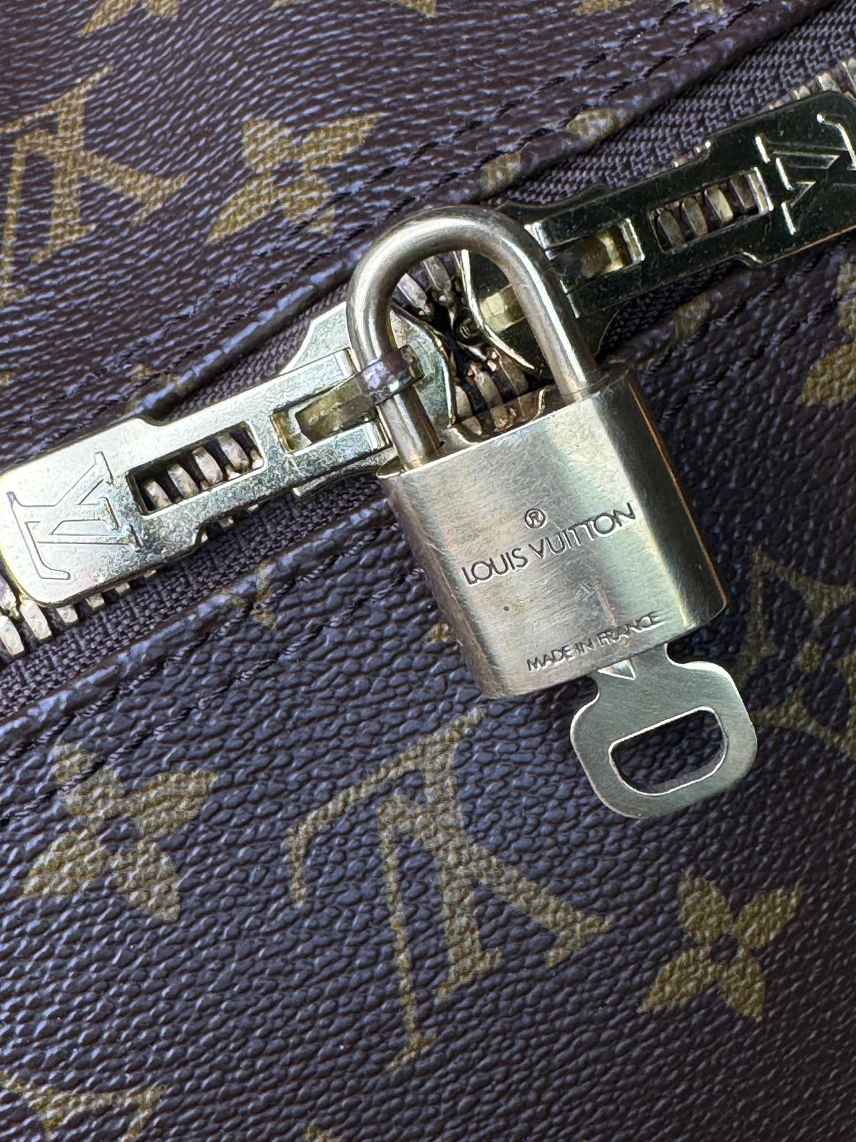 Louis Vuitton Vorhängeschloss mit Schlüssel