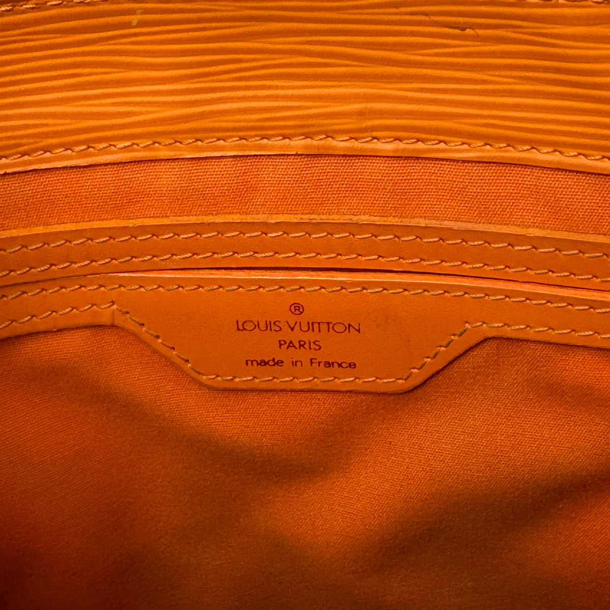 Louis Vuitton Sac Plat PM Epi Leder Mandarin