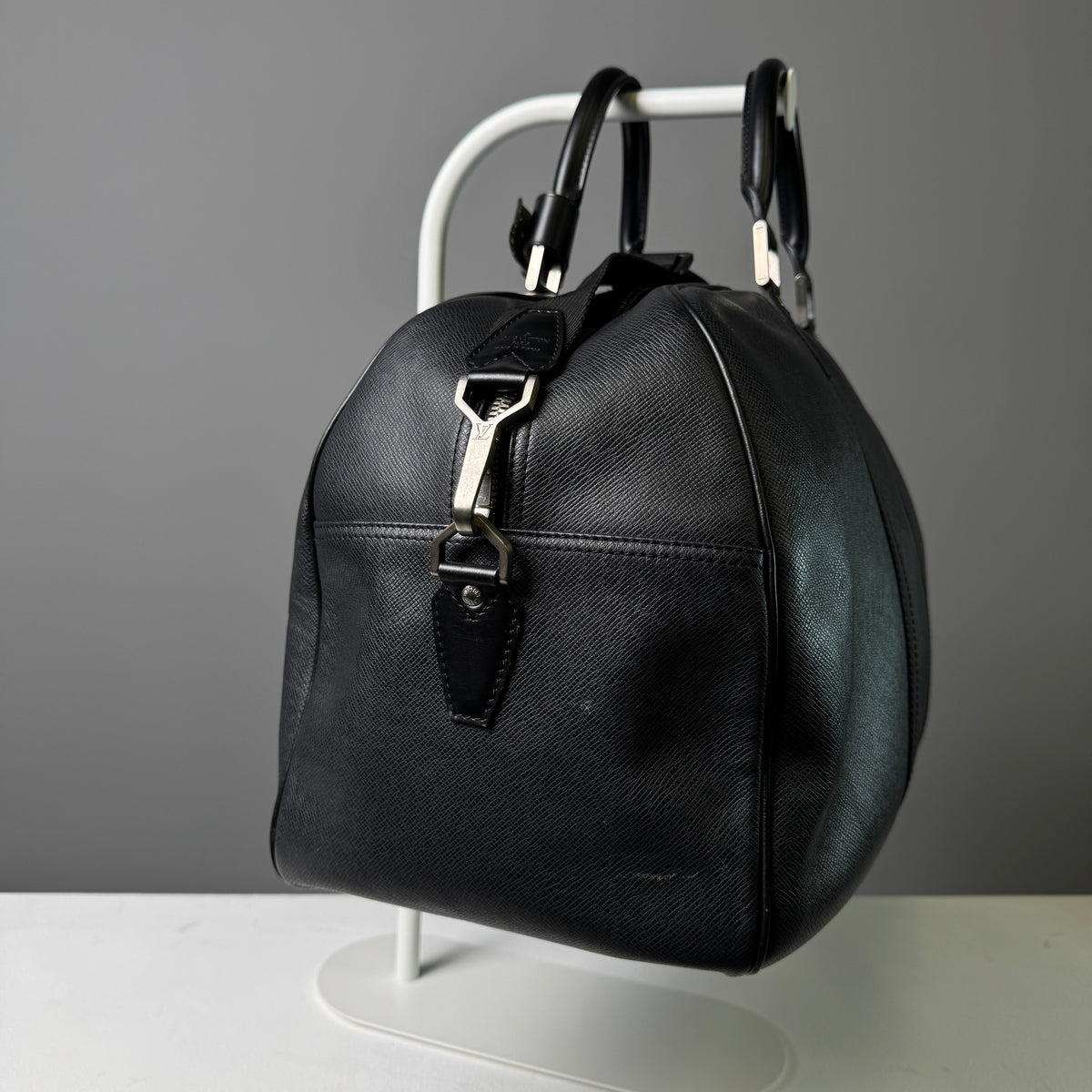 Louis Vuitton Kendall PM Reisetasche Taiga Gris Ardoise, 2000