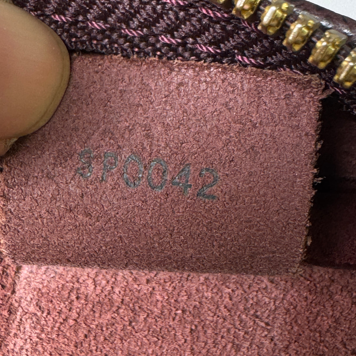 Louis Vuitton Kendall PM Reisetasche Taiga Acajou, 2002