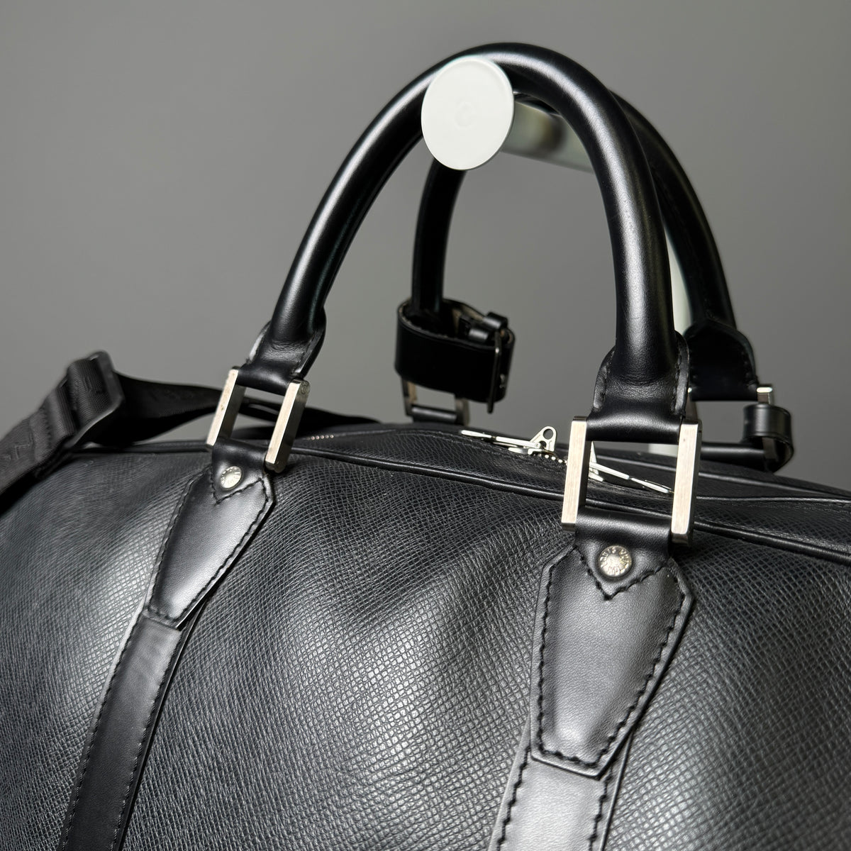 Louis Vuitton Kendall PM Reisetasche Taiga Gris Ardoise, 2000