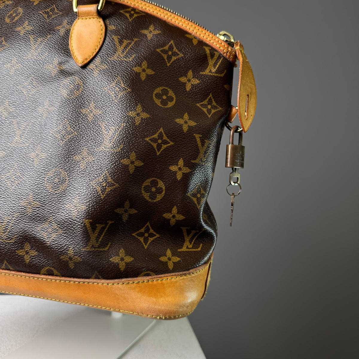 Louis Vuitton Lockit Horizontal Monogram Canvas Vintage, 2006